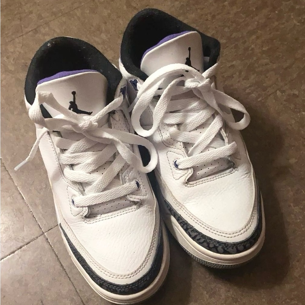 Nike Air Jordan 3 Retro Dark Iris Purple